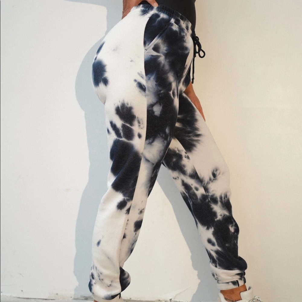 Balance Athletica Affirmation Pant- Avalanche
